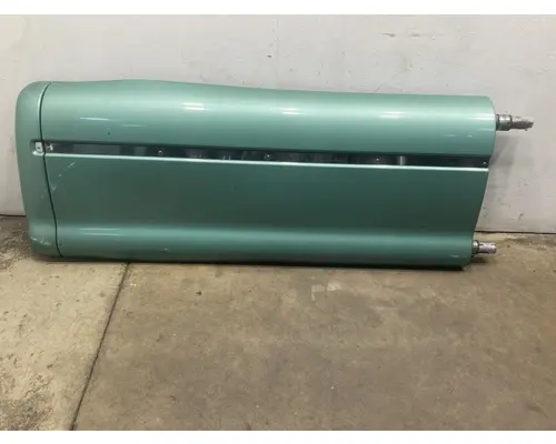 PETERBILT 387 Side Fairing