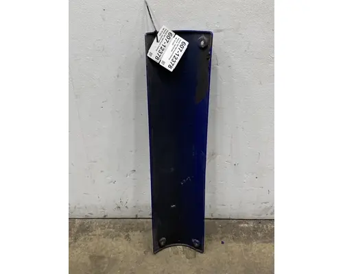 PETERBILT 387 Side Fairing