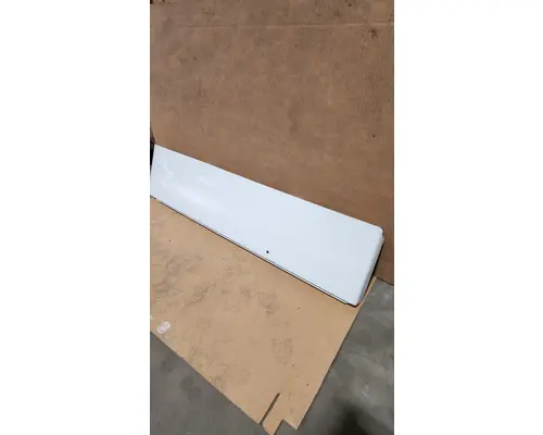 PETERBILT 387 Side Fairing