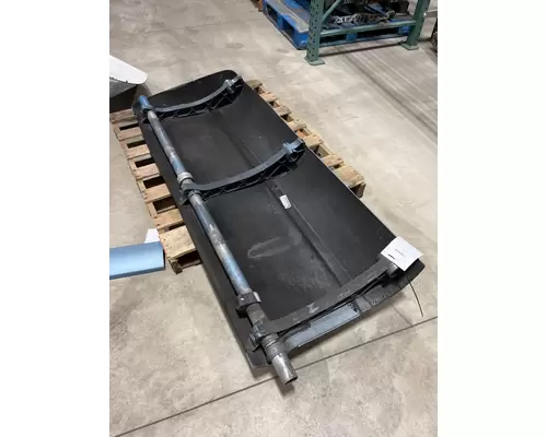 PETERBILT 387 Skirt