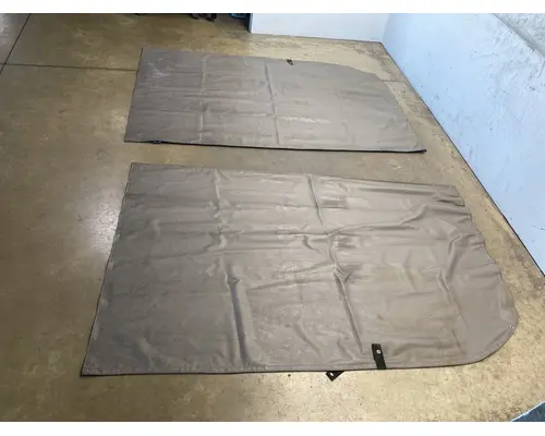 PETERBILT 387 Sleeper