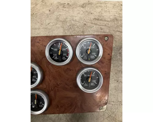 PETERBILT 387 Speedometer Head Cluster