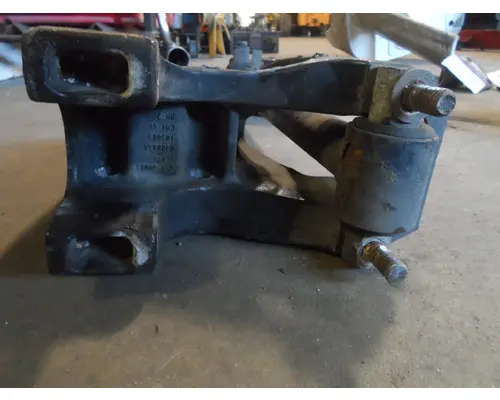 PETERBILT 387 Spring Hanger