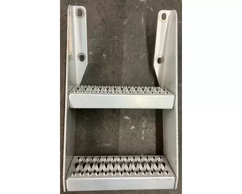 PETERBILT 387 Step