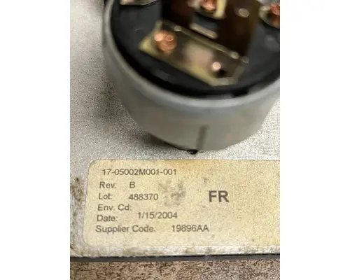 PETERBILT 387 Switch, misc 