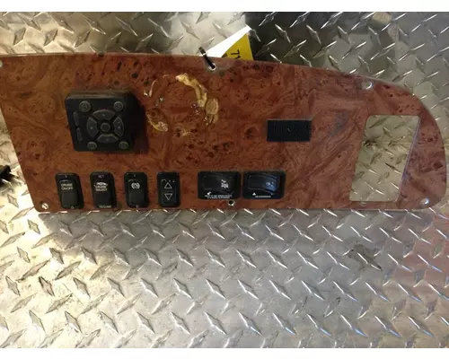 PETERBILT 387 Switch Panel
