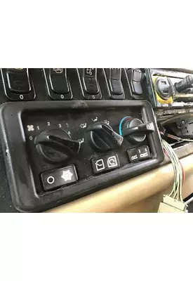 PETERBILT 387 TEMPERATURE CONTROL