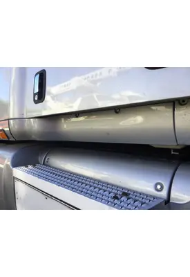PETERBILT 387 TRIM EXTERIOR