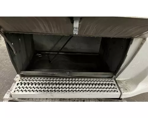 PETERBILT 387 Tool Box