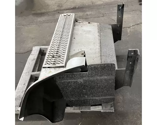 PETERBILT 387 Tool Box