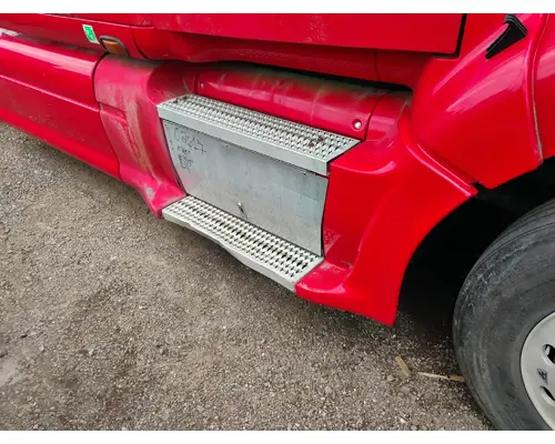 PETERBILT 387 Tool Box