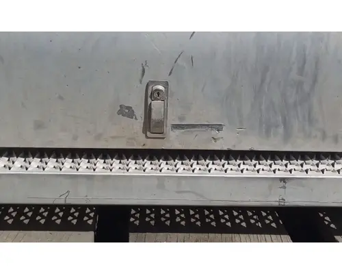 PETERBILT 387 Tool Box