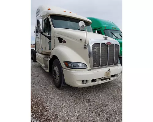 PETERBILT 387 WHOLE TRUCK FOR RESALE