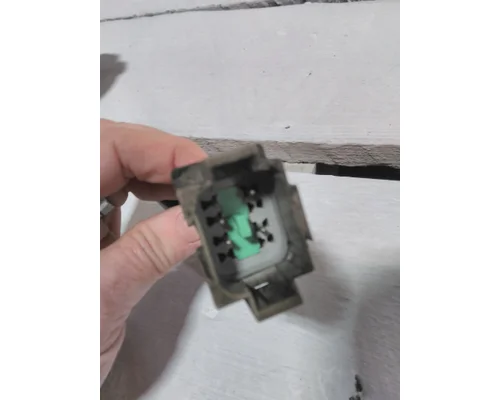 PETERBILT 387 WINDSHIELD WIPER MOTOR