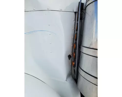 PETERBILT 388 2000-2004 HOOD