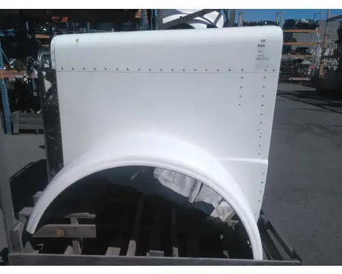 PETERBILT 388 2007-2015 HOOD