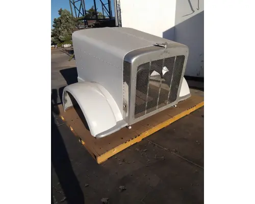 PETERBILT 388 2007-2015 HOOD