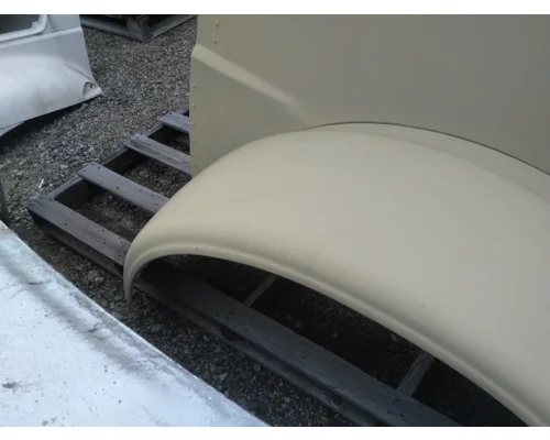 PETERBILT 388 2007-2015 HOOD