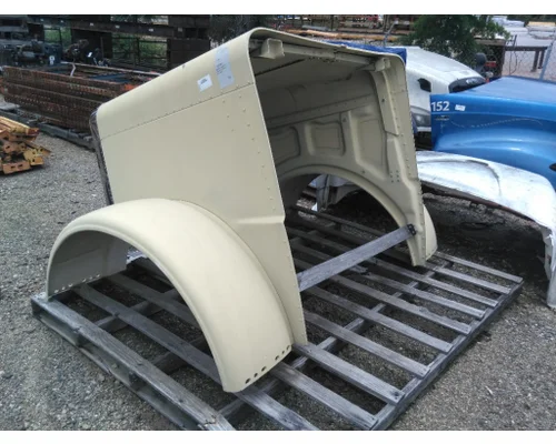 PETERBILT 388 2007-2015 HOOD