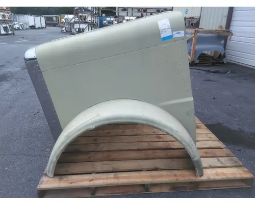 PETERBILT 388 2007-2015 HOOD