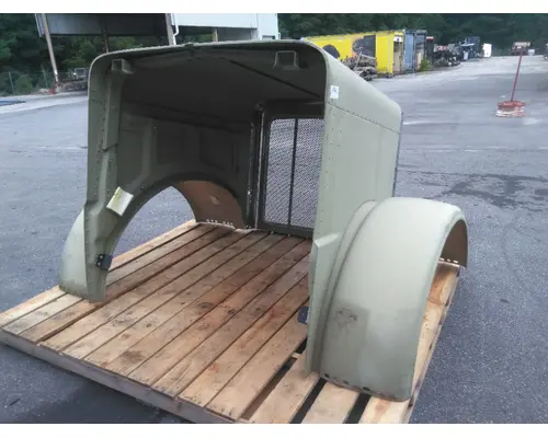 PETERBILT 388 2007-2015 HOOD