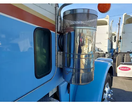 PETERBILT 388 AIR CLEANER