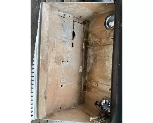 PETERBILT 388 Battery Box