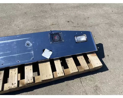 PETERBILT 388 Bumper Assembly, Front