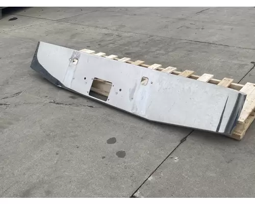 PETERBILT 388 Bumper Assembly, Front