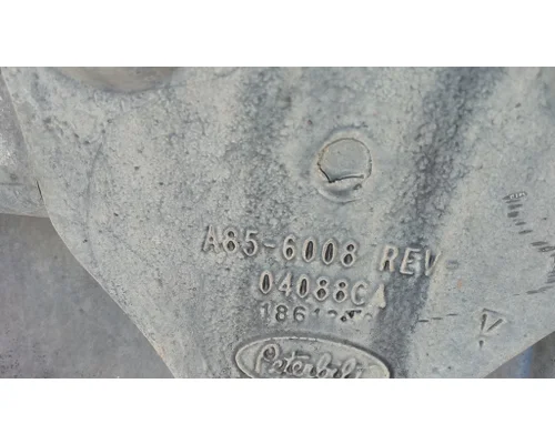PETERBILT 388 CAB MOUNT,BRACKET