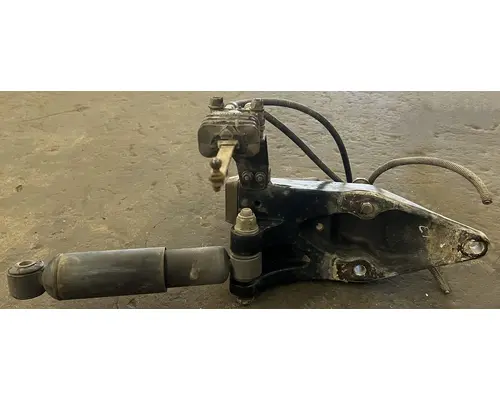 PETERBILT 388 Cab Air Ride