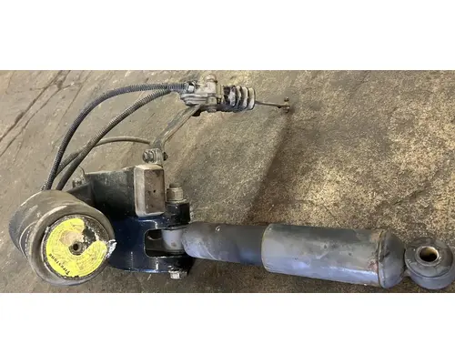 PETERBILT 388 Cab Air Ride