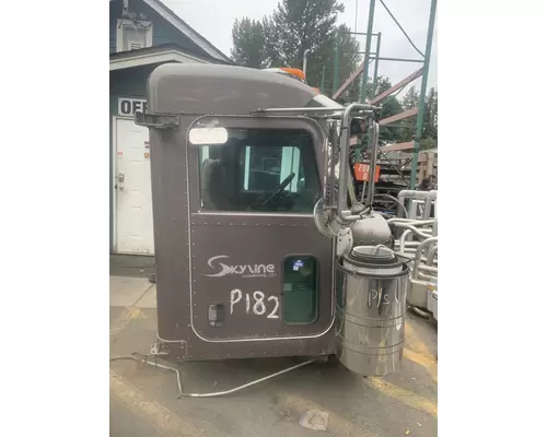 PETERBILT 388 Cab