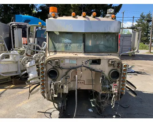 PETERBILT 388 Cab