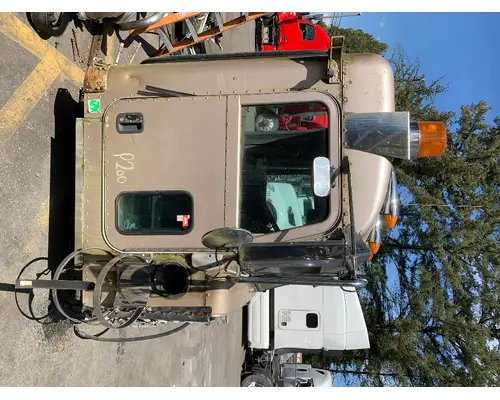 PETERBILT 388 Cab