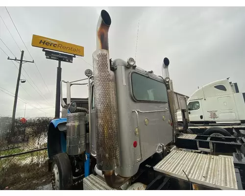 PETERBILT 388 Cab