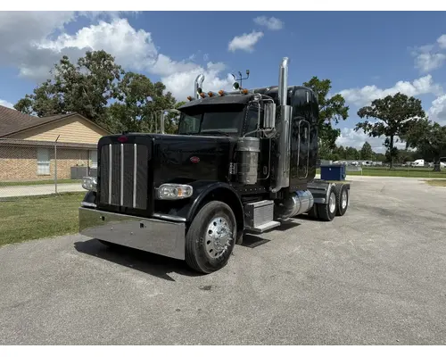 PETERBILT 388 Complete Vehicle