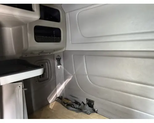 PETERBILT 388 Complete Vehicle