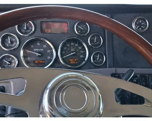 PETERBILT 388 Complete Vehicle