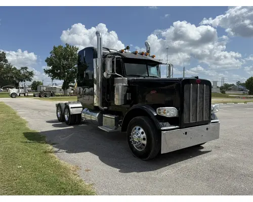 PETERBILT 388 Complete Vehicle