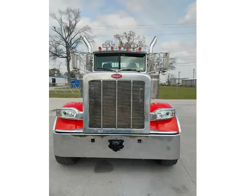 PETERBILT 388 Complete Vehicle