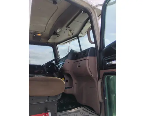 PETERBILT 388 Complete Vehicle