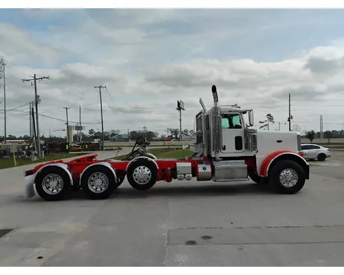 PETERBILT 388 Complete Vehicle
