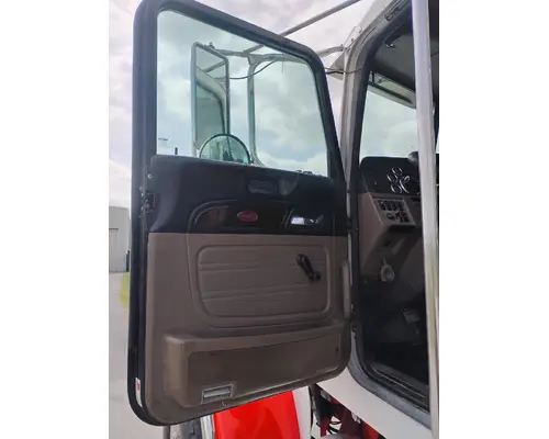 PETERBILT 388 Complete Vehicle