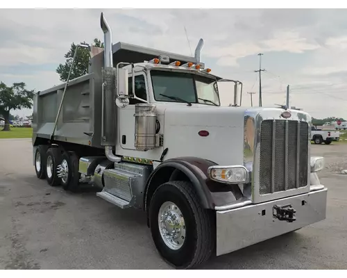 PETERBILT 388 Complete Vehicle