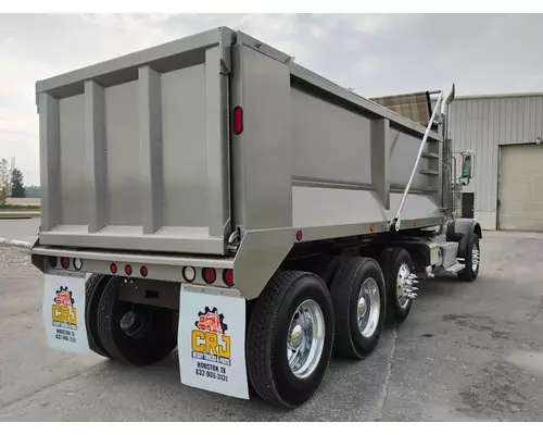 PETERBILT 388 Complete Vehicle