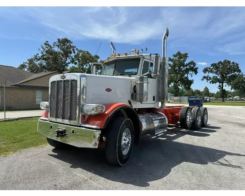 PETERBILT 388 Complete Vehicle