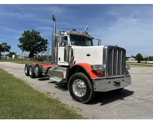 PETERBILT 388 Complete Vehicle