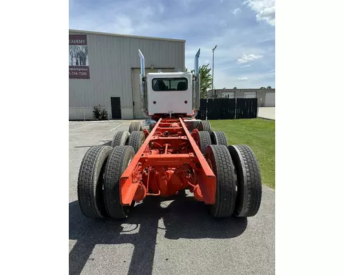 PETERBILT 388 Complete Vehicle