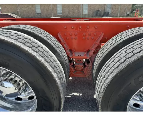 PETERBILT 388 Complete Vehicle